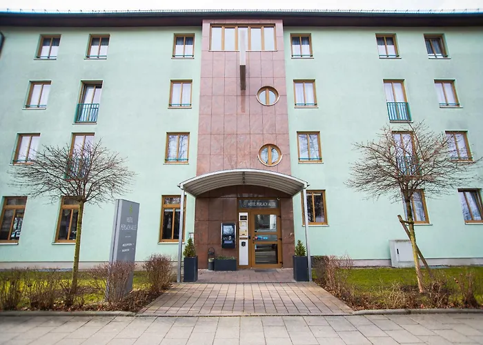 Perlach Allee By BlattlSporthotels